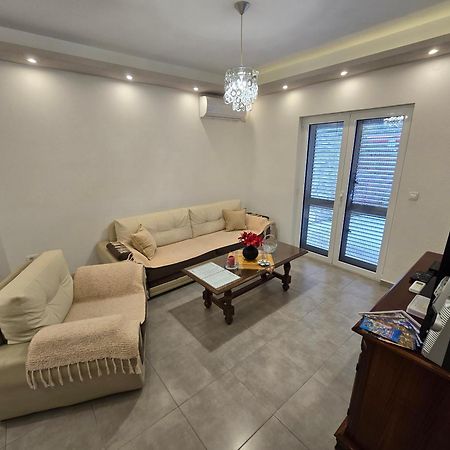 Apartment Angel Kotor Bagian luar foto