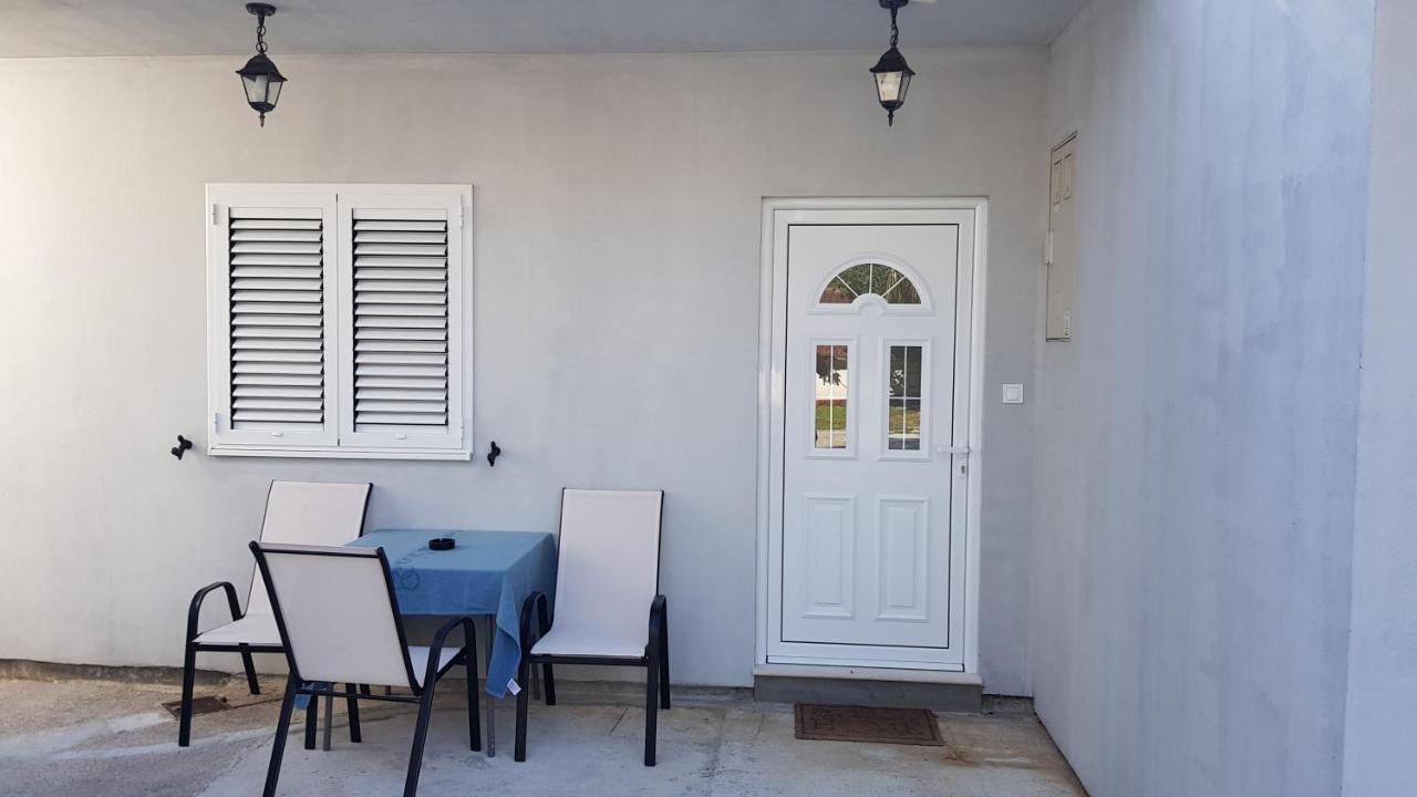 Apartment Angel Kotor Bagian luar foto